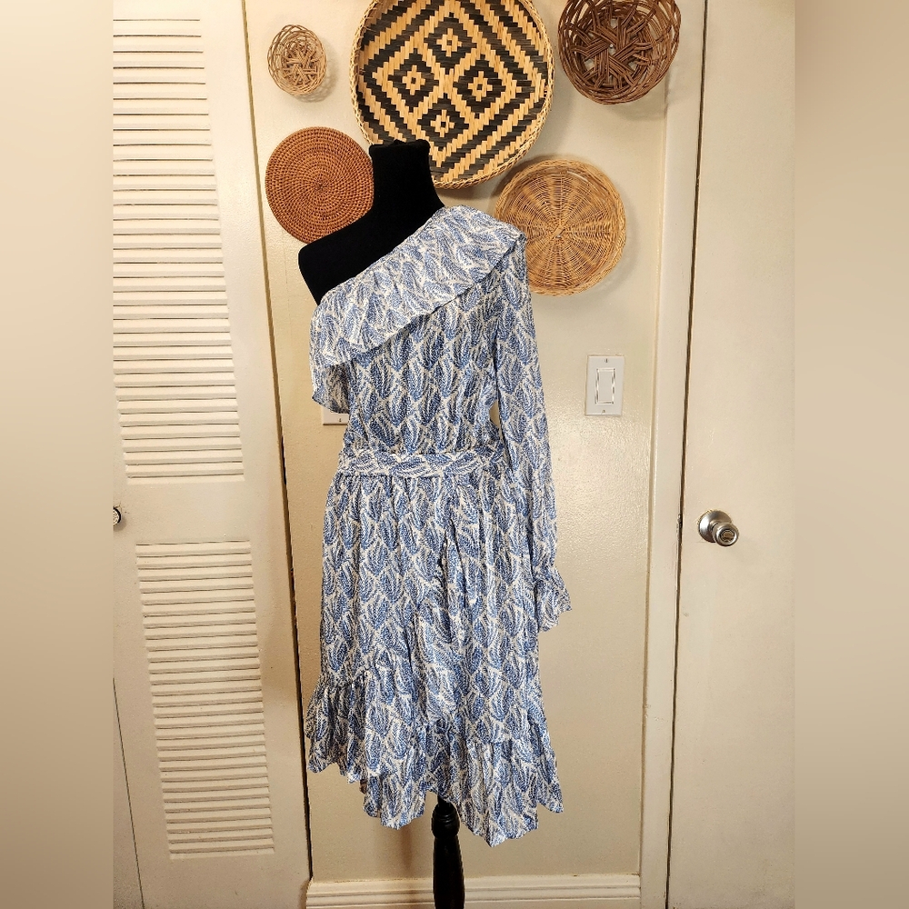 LAST ONE! White and Blue One Sleeve Ruffle Mini Dress With Wrap - Picture 4 of 13